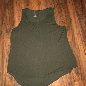 Maurice’s size 2 tank